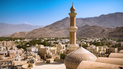 Gui tien sang Oman